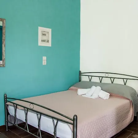 Ag.apostoloi Apartment *