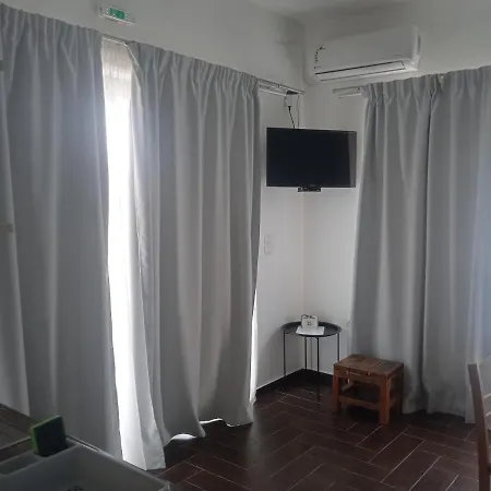 Ag.apostoloi Apartment *