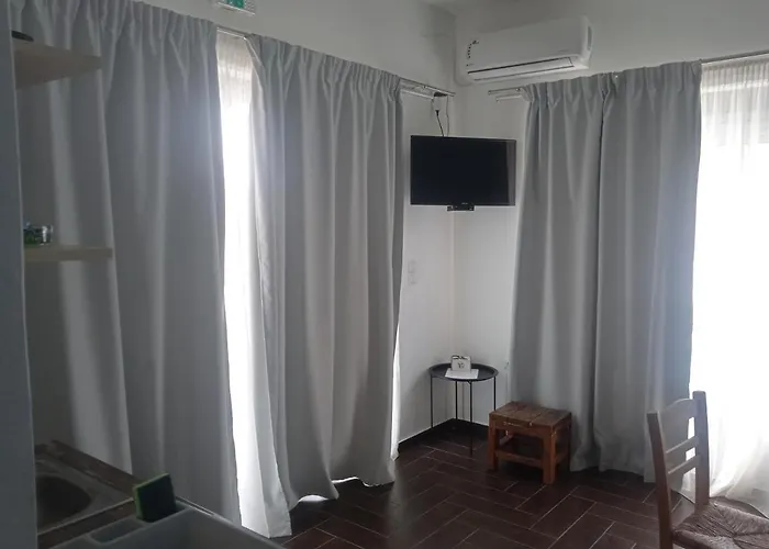 Ag.apostoloi Apartment *